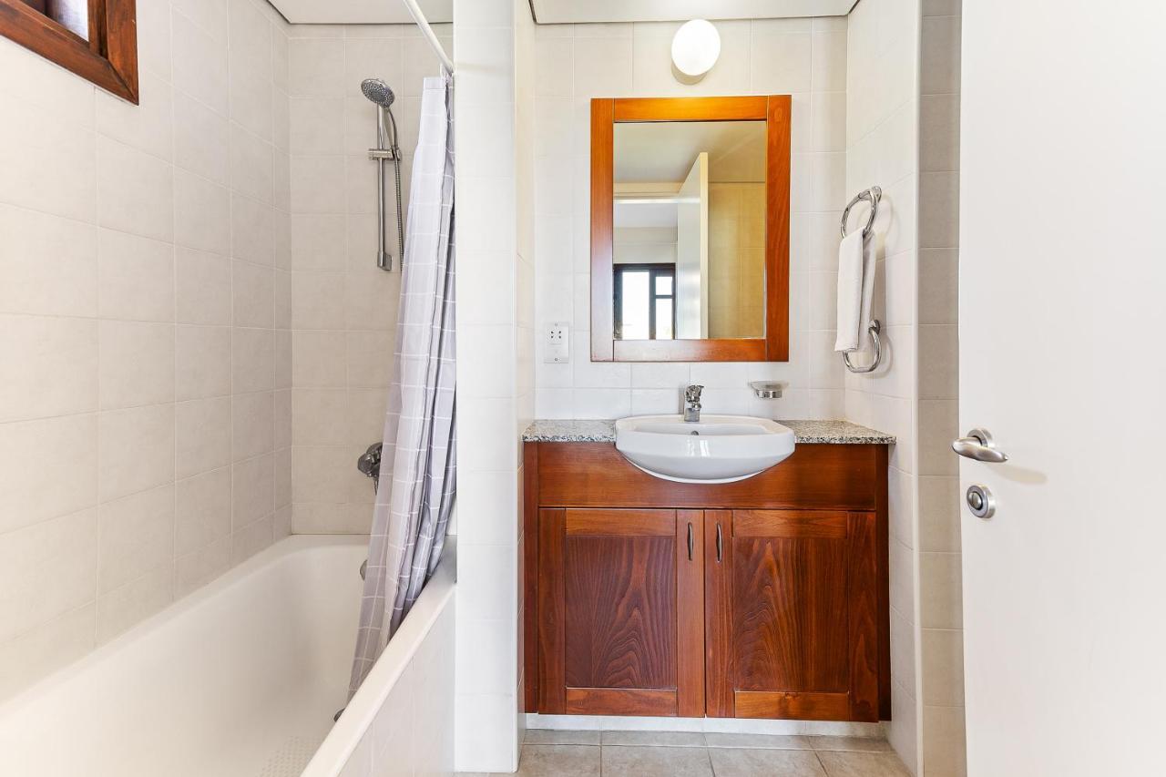 2 Bedroom Apartment Assia With Communal Pool, Aphrodite Hills Resort Kouklia Ngoại thất bức ảnh