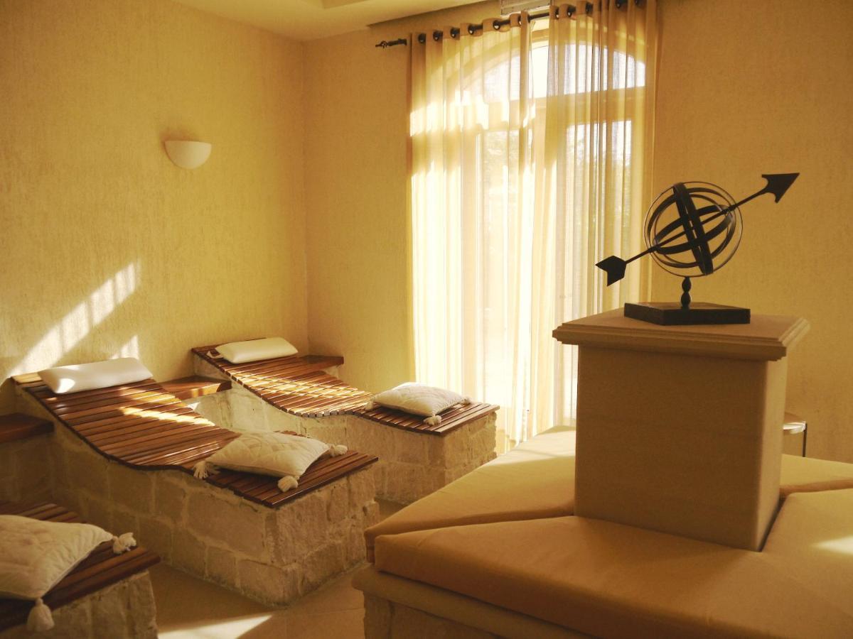 2 Bedroom Apartment Assia With Communal Pool, Aphrodite Hills Resort Kouklia Ngoại thất bức ảnh